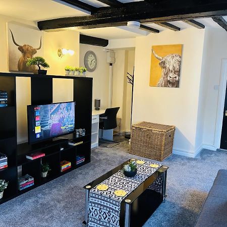 Colchester Central City East Bay Apartment ภายนอก รูปภาพ